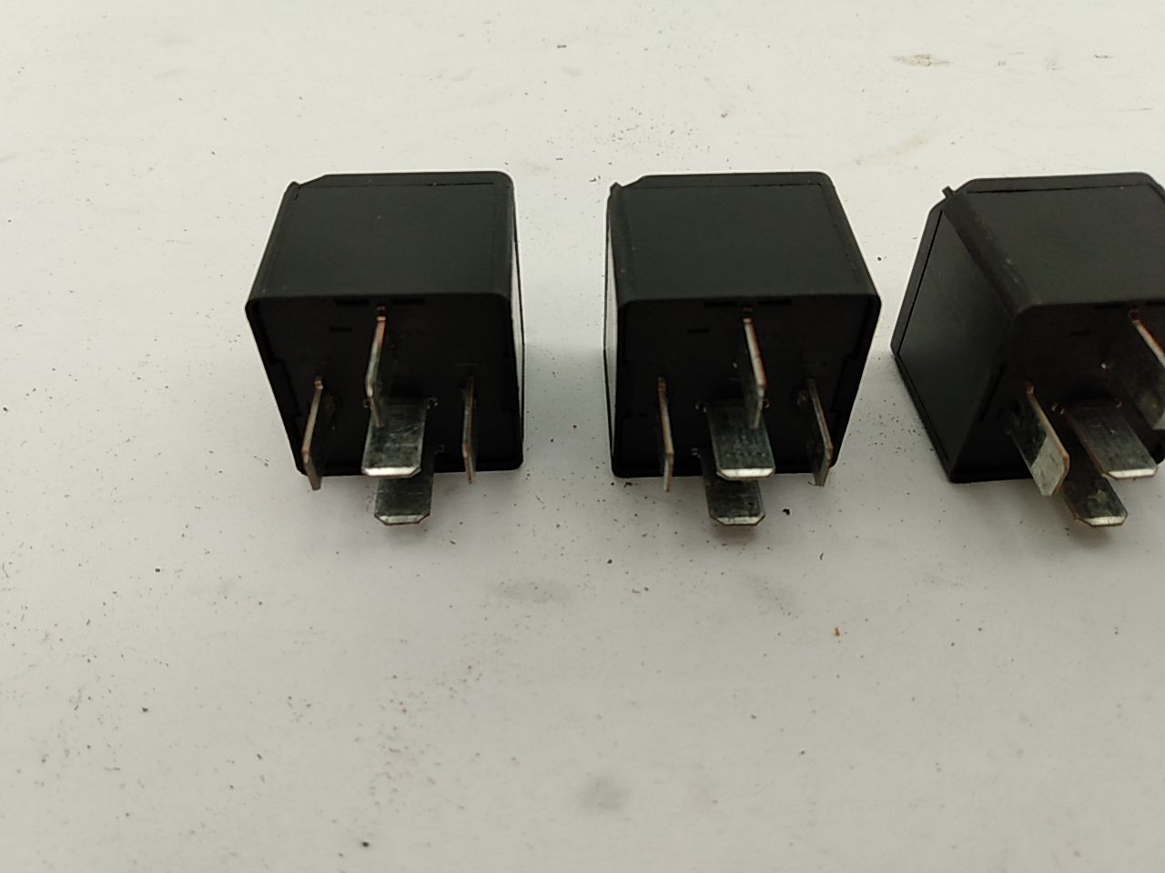 Jaguar XK8 Set Of Relays - 0