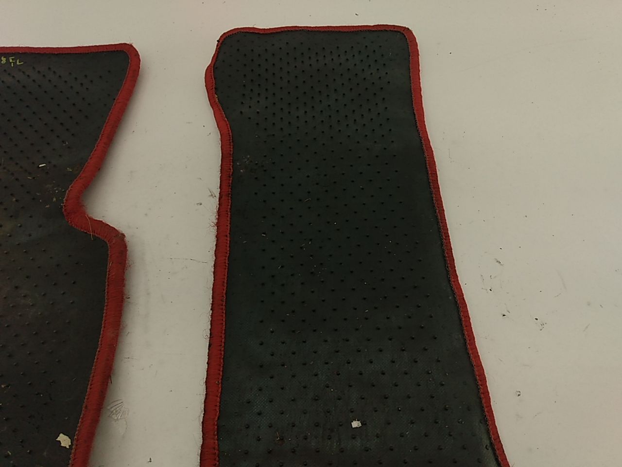 Chevrolet Corvette Pair Of Floor Mats