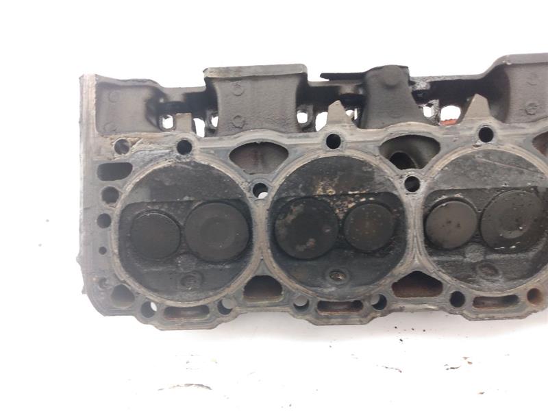 Chevrolet Corvette Cylinder Head