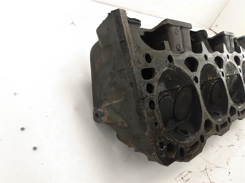 Chevrolet Corvette Cylinder Head