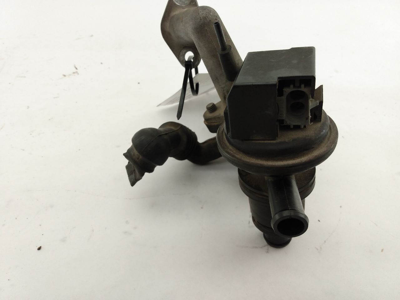 Chevrolet Corvette Diverter Valve