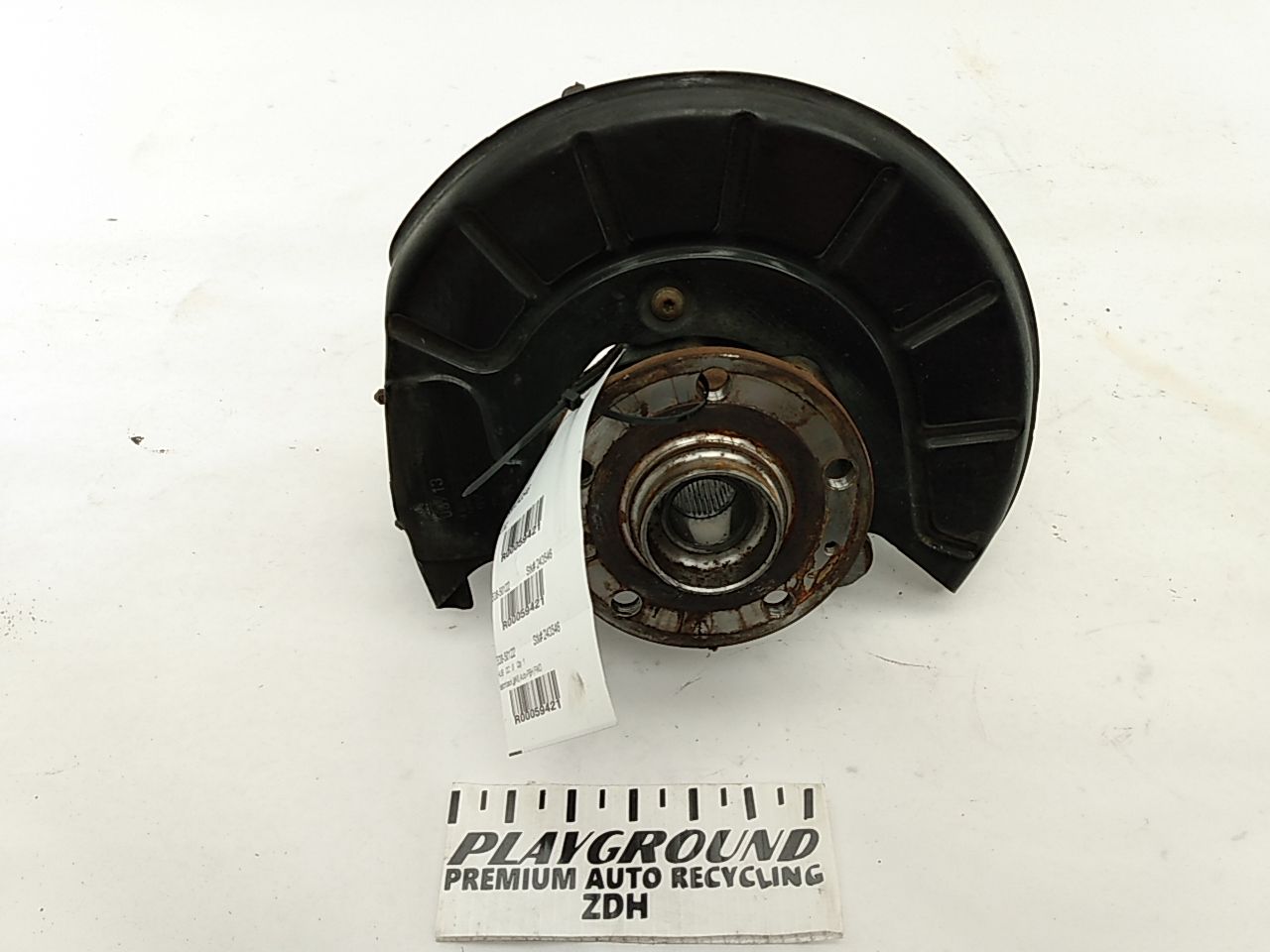 Volkswagen GTI Front Right Hub