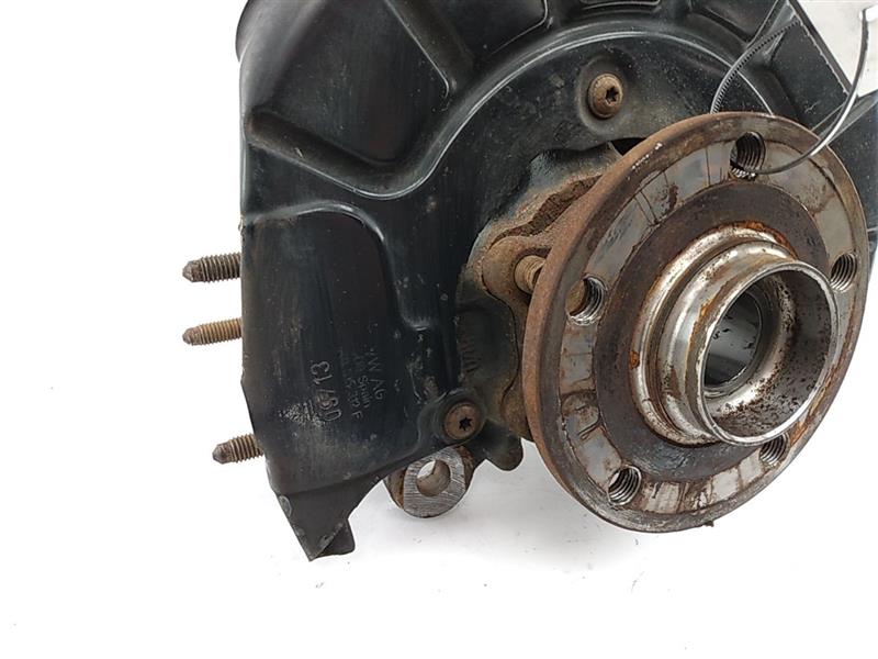 Volkswagen GTI Front Right Hub - 0