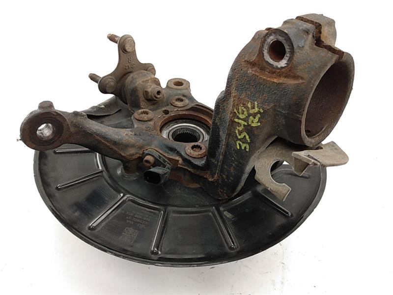 Volkswagen GTI Front Right Hub