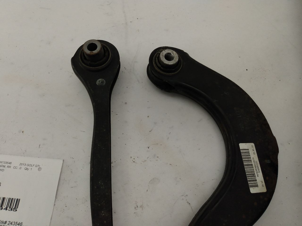 Volkswagen GTI Set Of Rear Right Control Arms