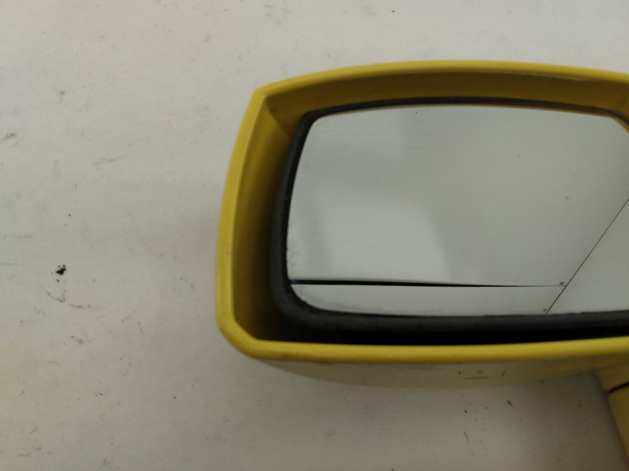Hyundai Tiburon Left Side View Mirror - 0