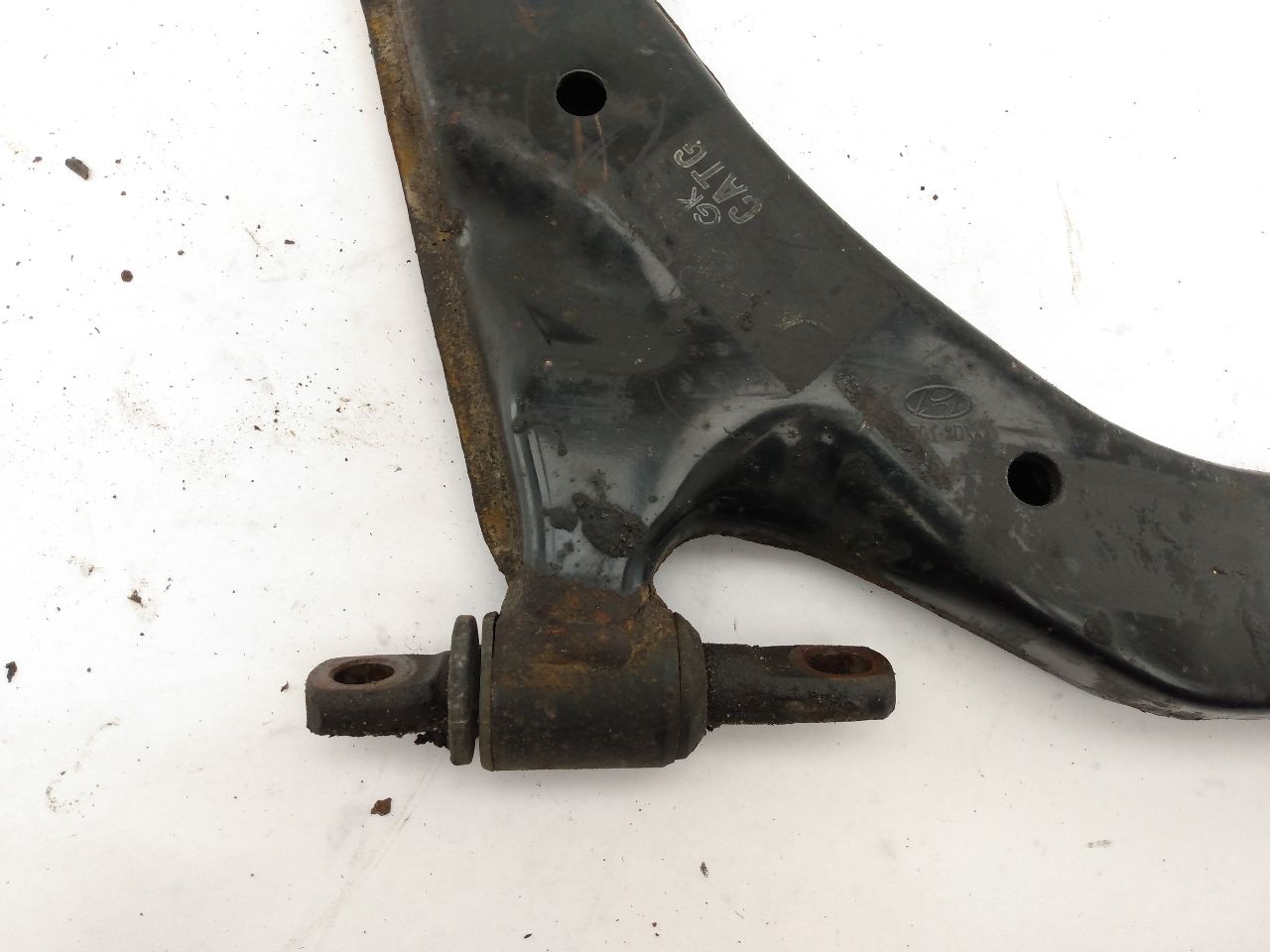 Hyundai Tiburon Front Right Lower Control Arm