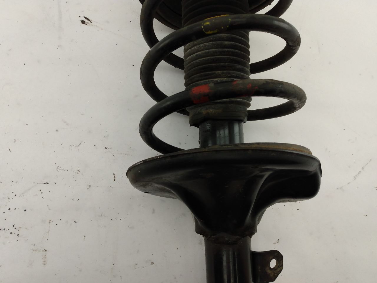 Hyundai Tiburon Front Right Strut