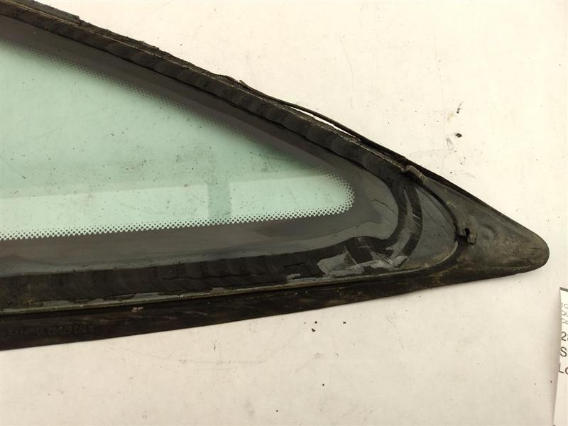Chrysler Crossfire Rear Right Quarter Glass