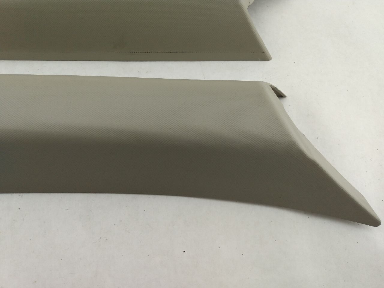 Chrysler Crossfire Pair Of Interior A Pillar Trim