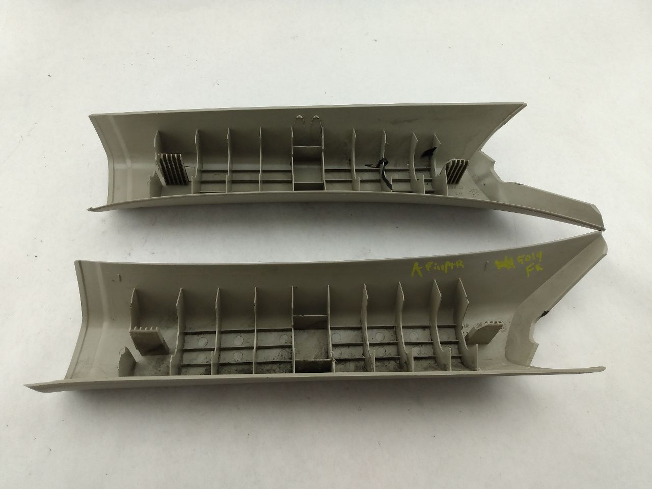 Chrysler Crossfire Pair Of Interior A Pillar Trim