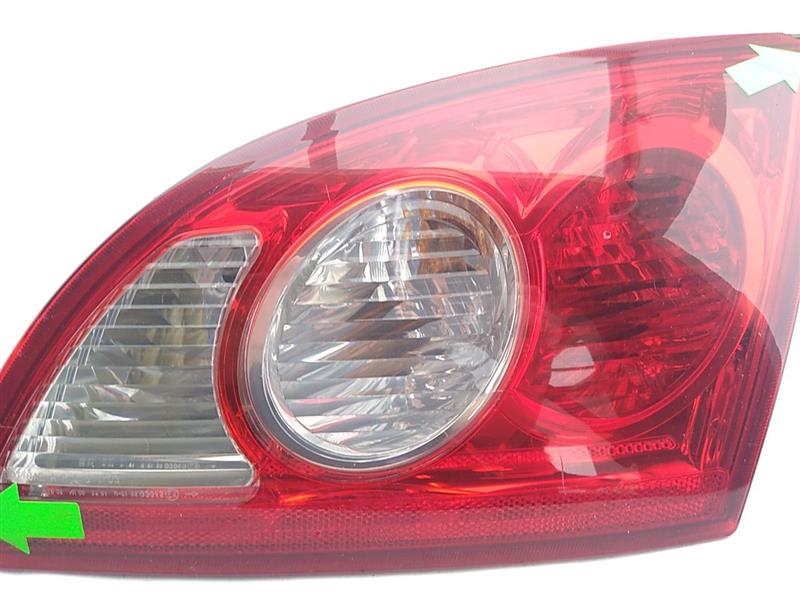 Chrysler Crossfire Right Tail Light