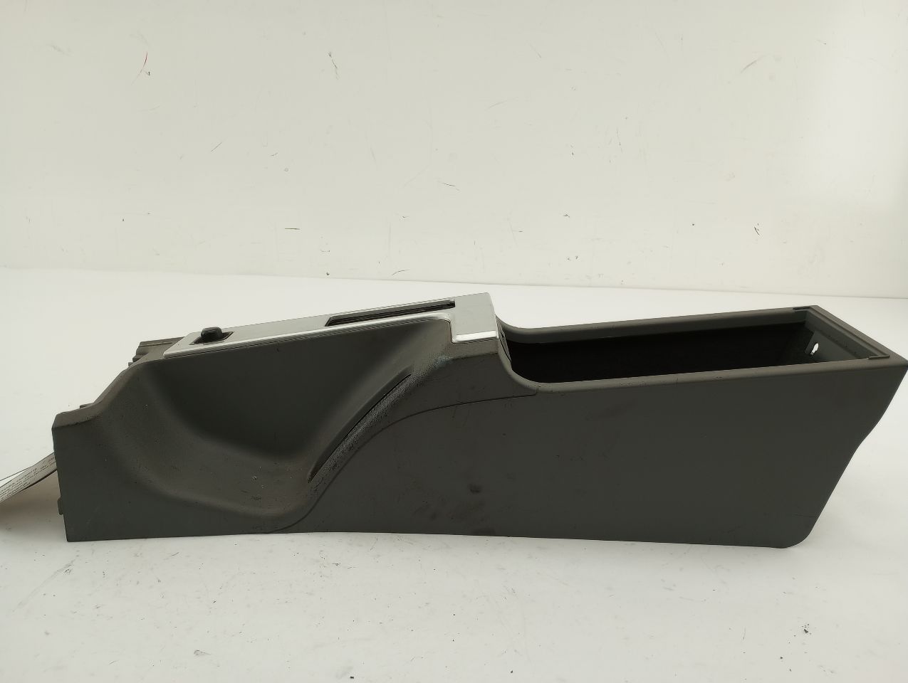 Chrysler Crossfire Front Console Storage Compartment