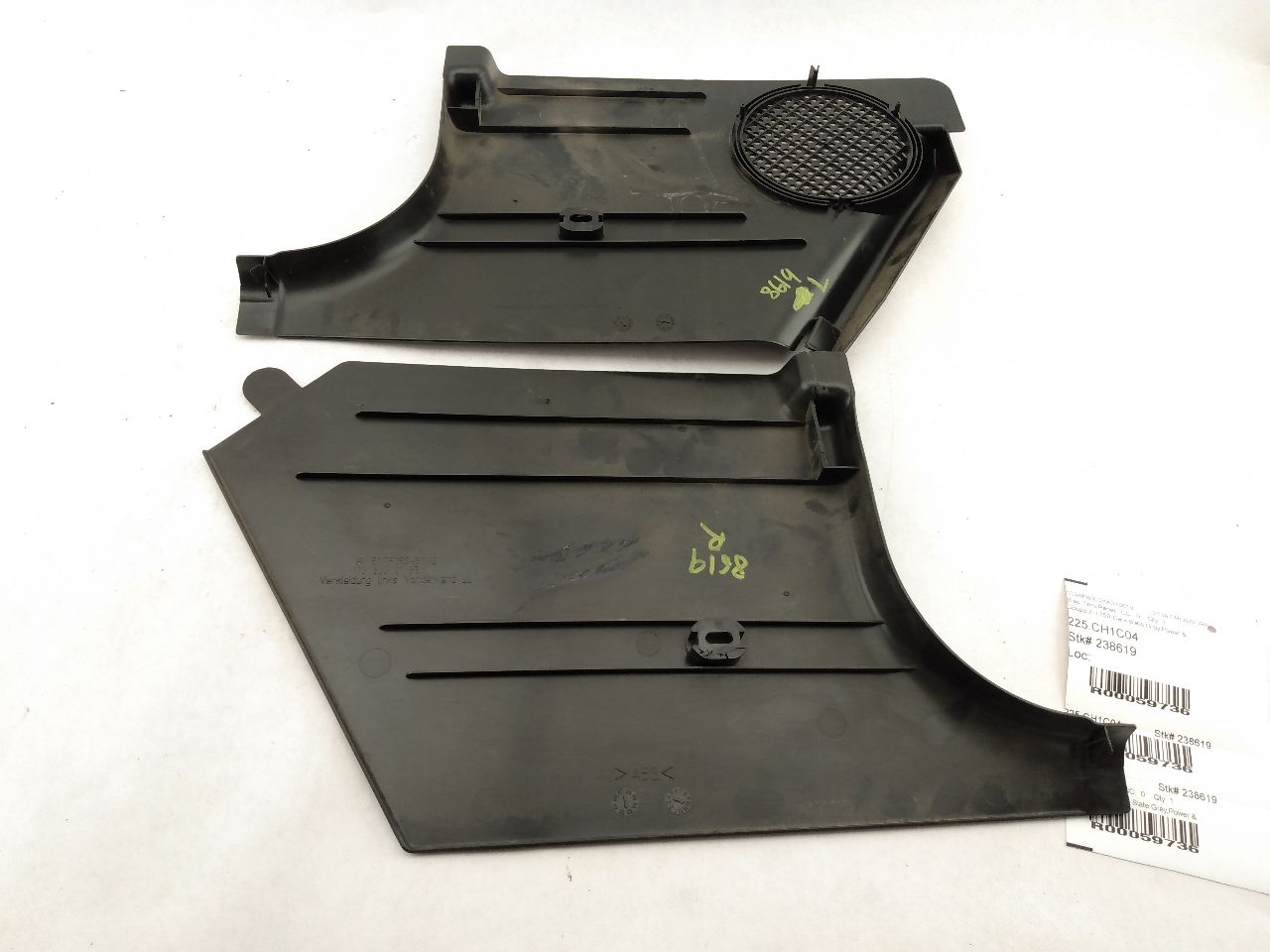 Chrysler Crossfire Pair Of Front Kick Trim Panels