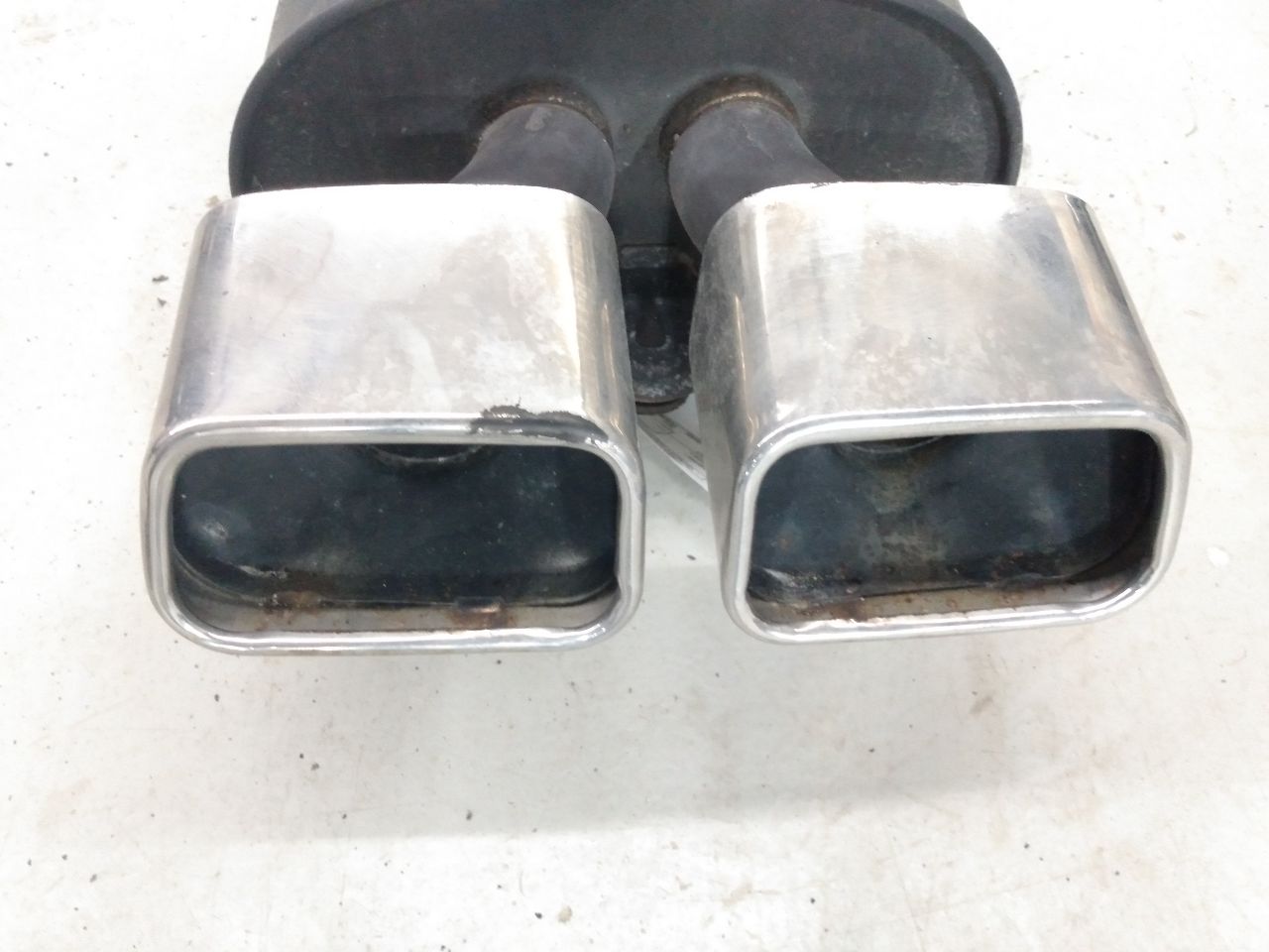 Chrysler Crossfire Muffler