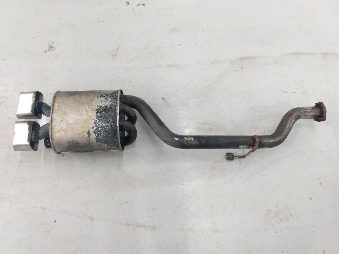 Chrysler Crossfire Muffler