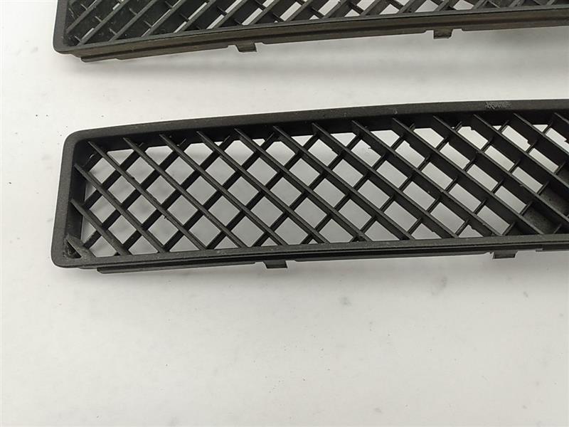 Chrysler Crossfire Pair Of Lower Grilles - 0