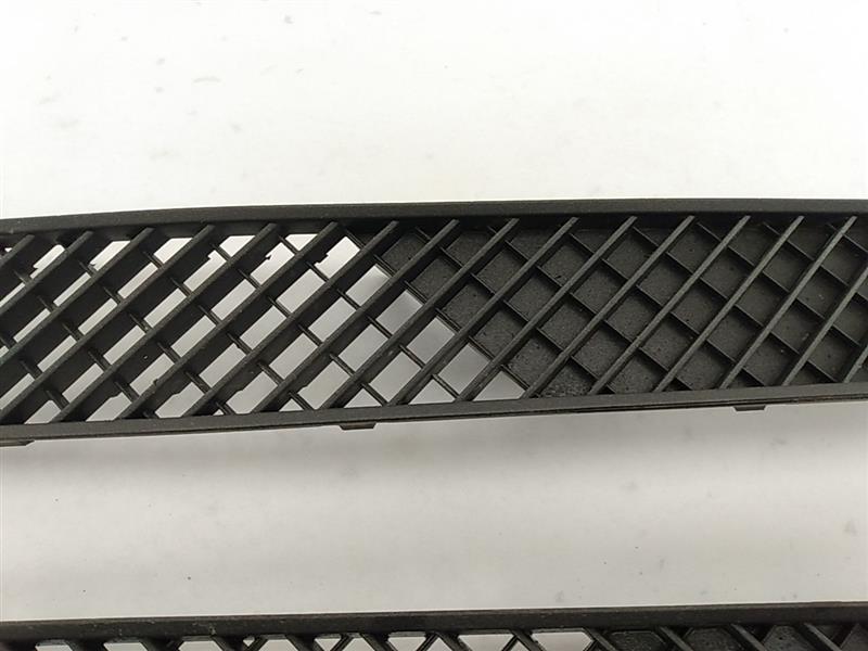 Chrysler Crossfire Pair Of Lower Grilles