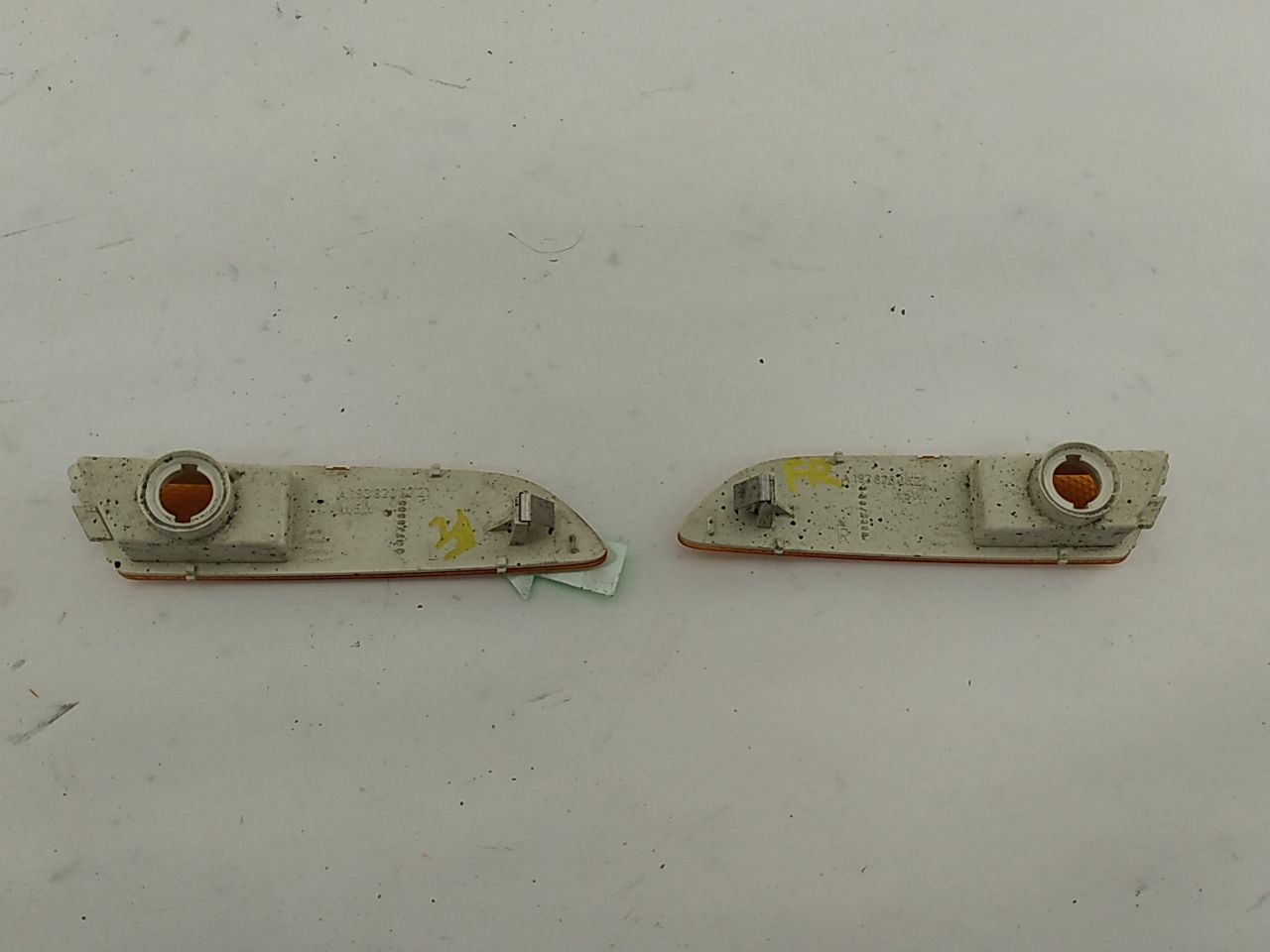 Chrysler Crossfire Pair Of Side Markers