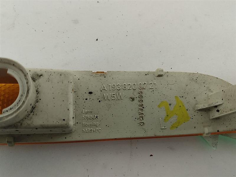 Chrysler Crossfire Pair Of Side Markers