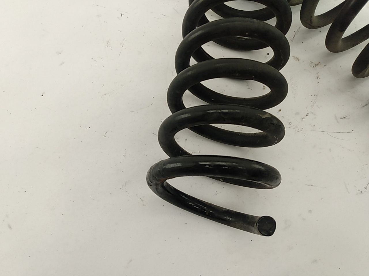 Chrysler Crossfire Pair Of Rear Coil Springs - 0