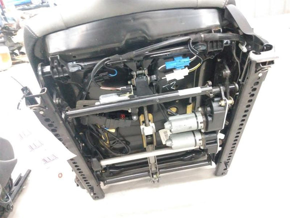 Chrysler Crossfire Pair Of Front Seats