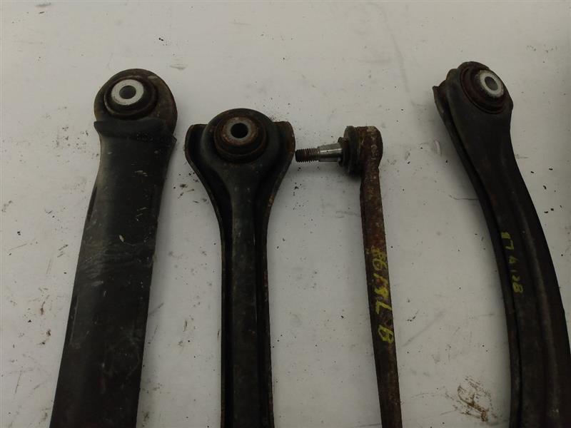 Chrysler Crossfire Set Of Rear Left Control Arms