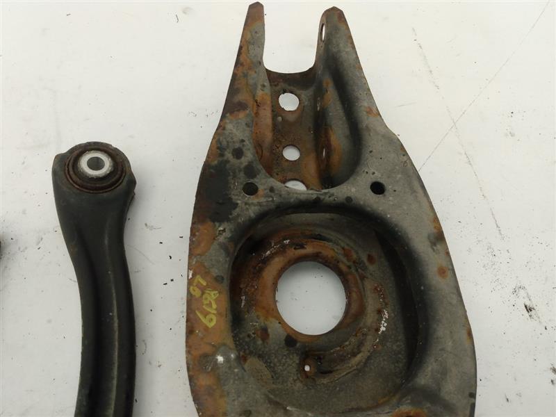 Chrysler Crossfire Set Of Rear Left Control Arms