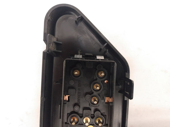 Land Rover Discovery Front Right Electric Seat Switch