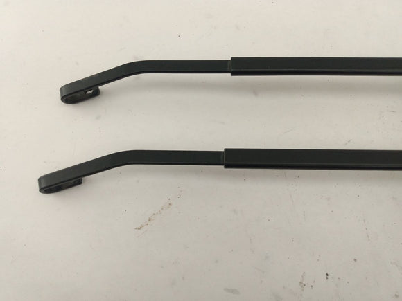 Land Rover Discovery Front Wiper Arm Pair