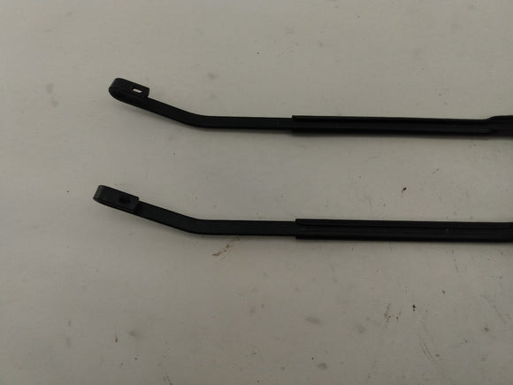 Land Rover Discovery Front Wiper Arm Pair