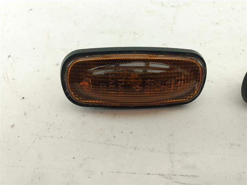 Land Rover Discovery Pair Of Side Marker Lamps - 0