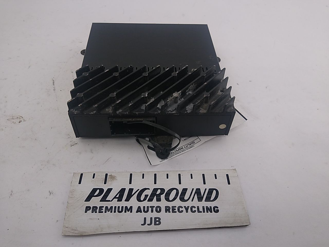 Land Rover Discovery Audio Amplifier