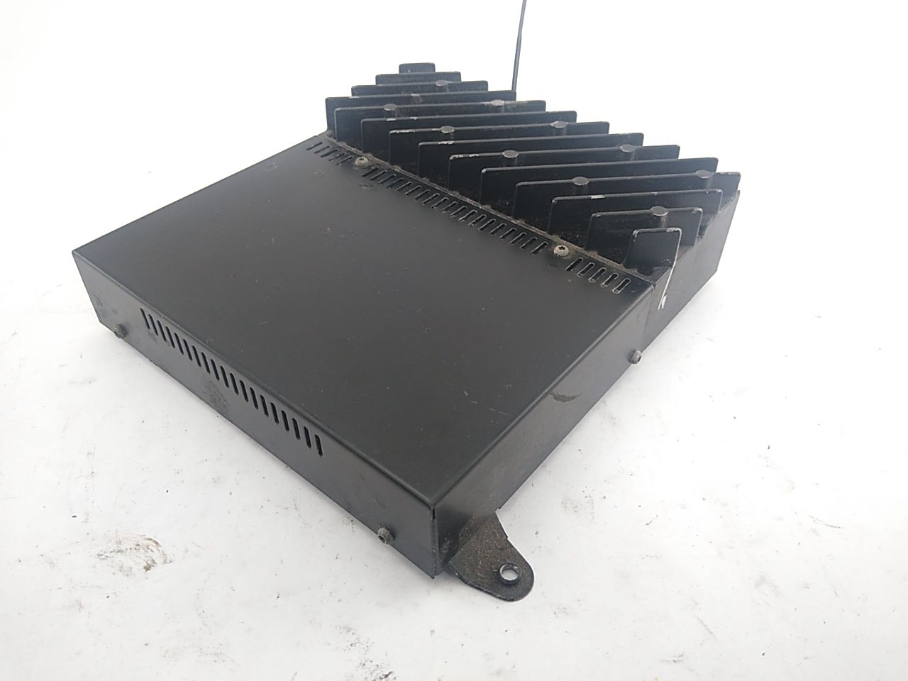 Land Rover Discovery Audio Amplifier