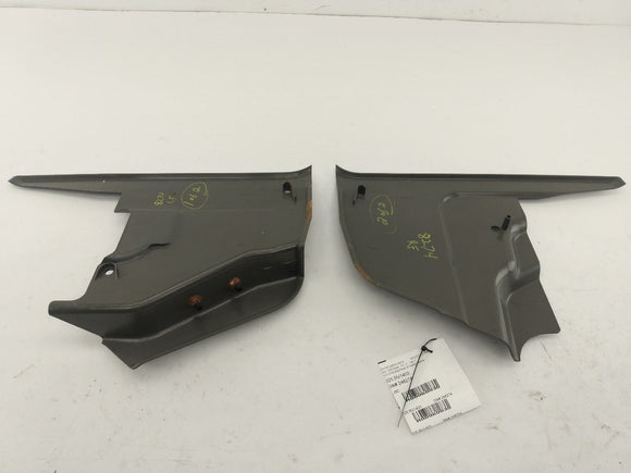 Land Rover Discovery Pair Of Kick Panel Trim