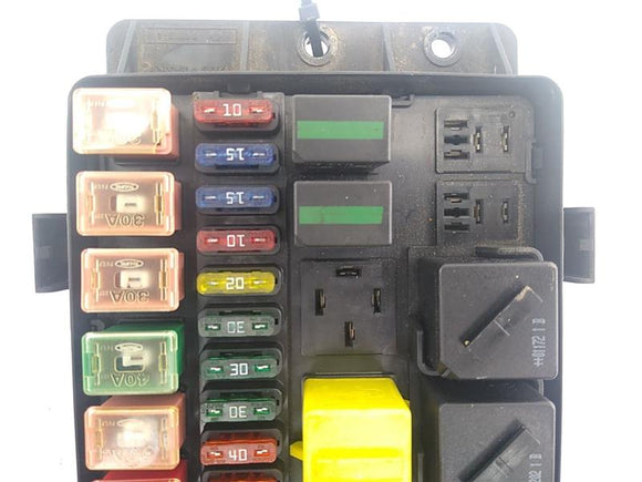 Land Rover Discovery Engine Bay Fuse Box