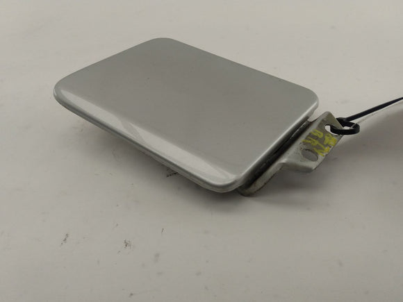 Land Rover Discovery Fuel Door