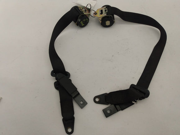 Land Rover Discovery Pair Of Rear Seat Belts And Retractors