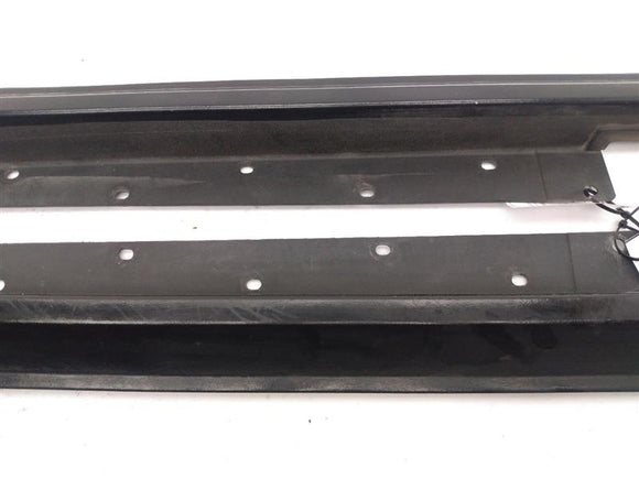 Land Rover Discovery Pair Of Side Skirt Panels