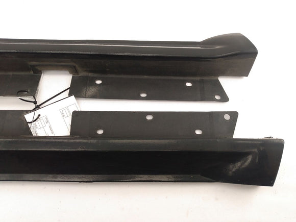 Land Rover Discovery Pair Of Side Skirt Panels