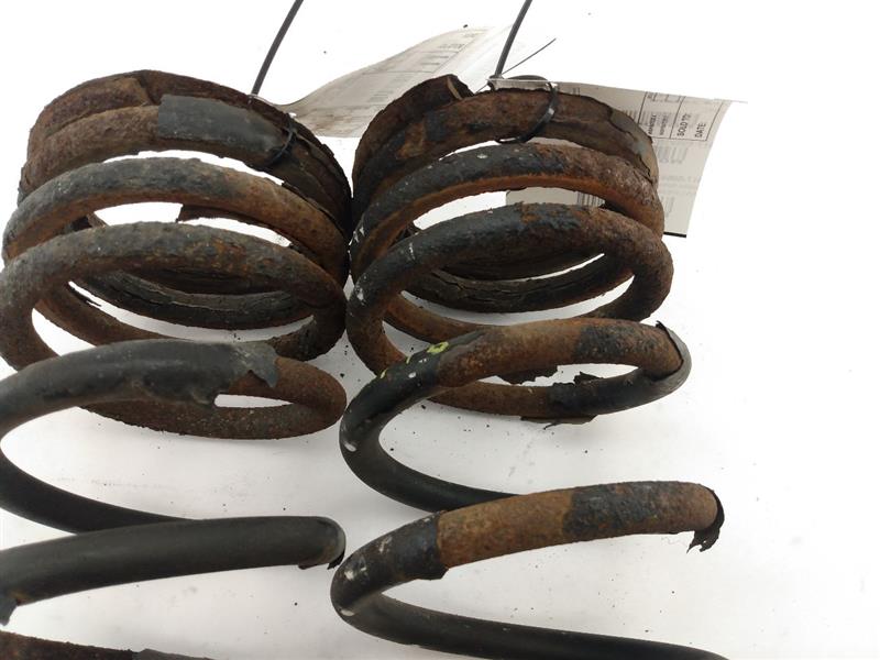 Land Rover Discovery Pair Of Rear Coil Springs