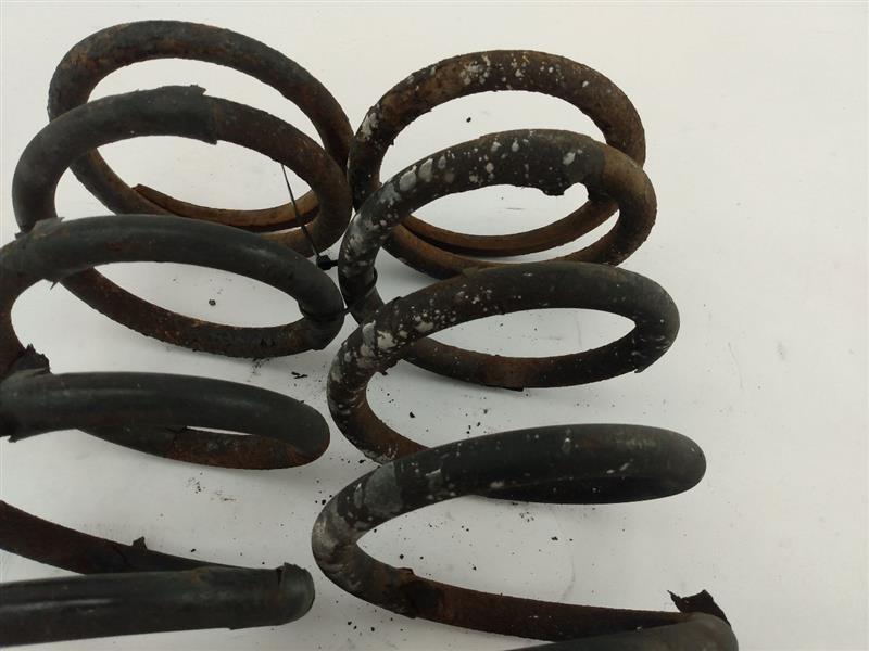 Land Rover Discovery Pair Of Rear Coil Springs