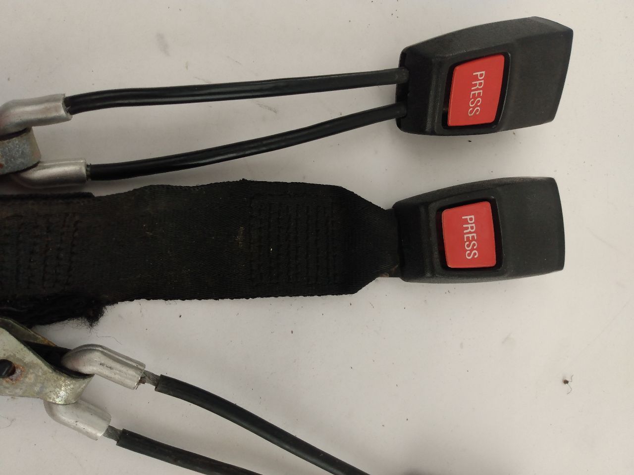 Volvo 245 Rear Seat Belt Buckles