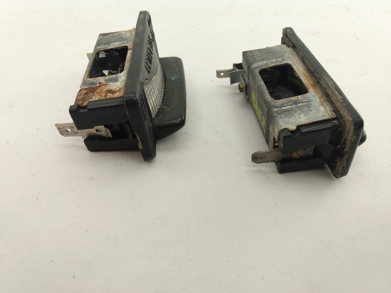 Volvo 245 Pair Of License Plate Lights