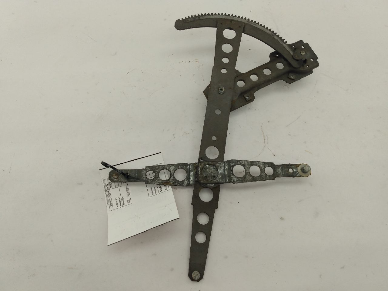 Volvo 245 Front Right Window Regulator