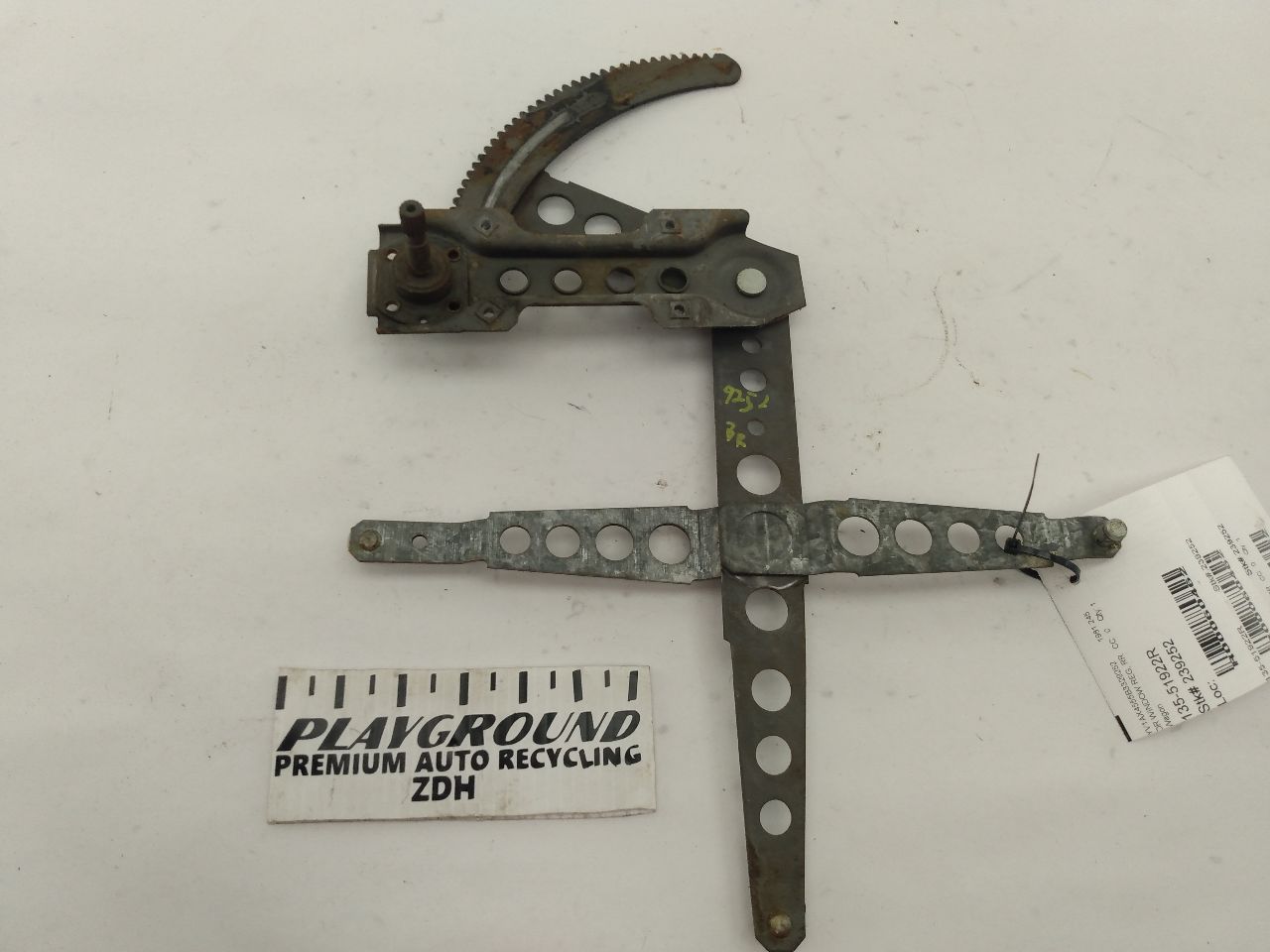 Volvo 245 Rear Right Window Regulator