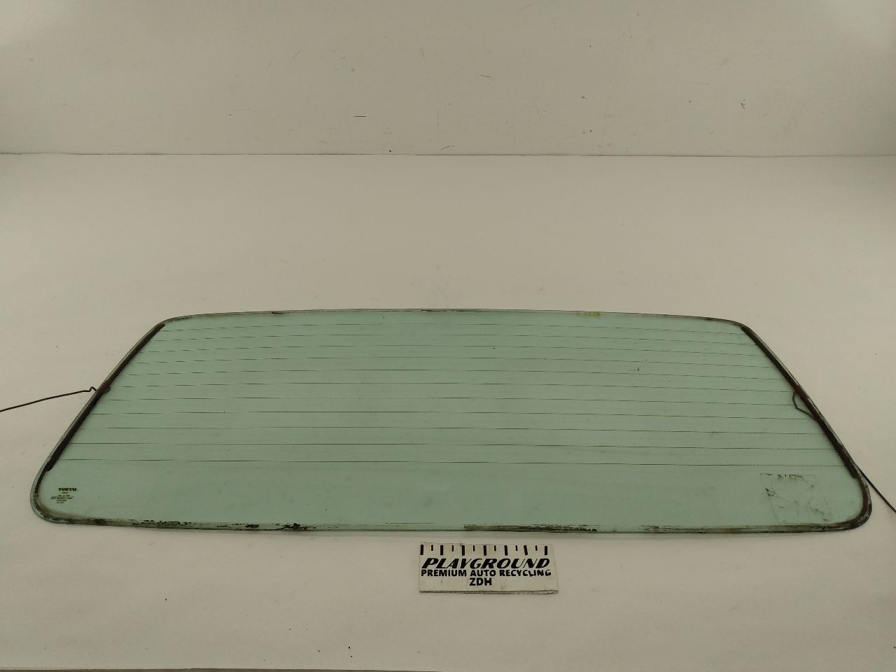 Volvo 245 Back Glass