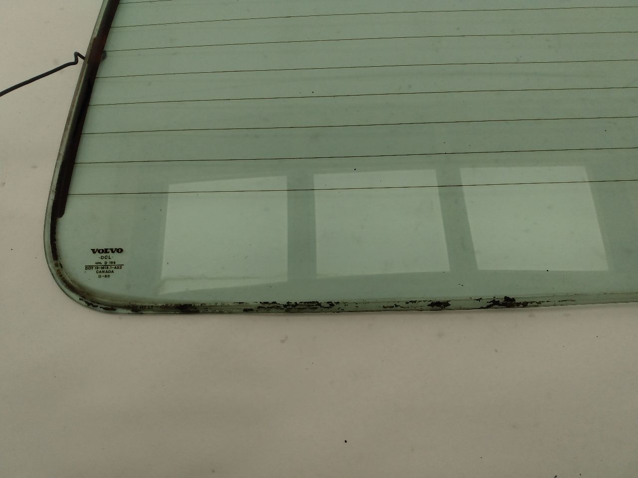 Volvo 245 Back Glass - 0