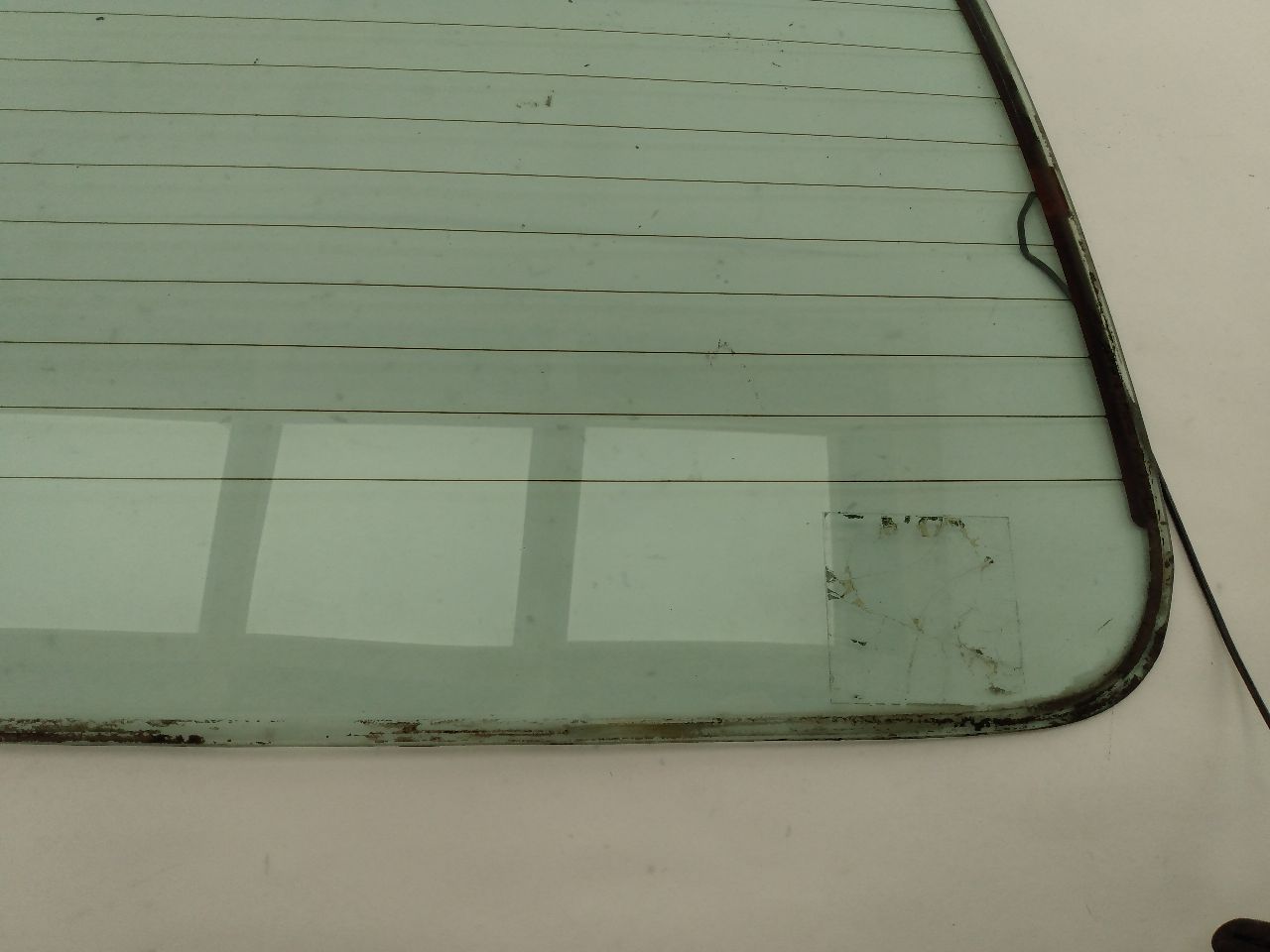 Volvo 245 Back Glass