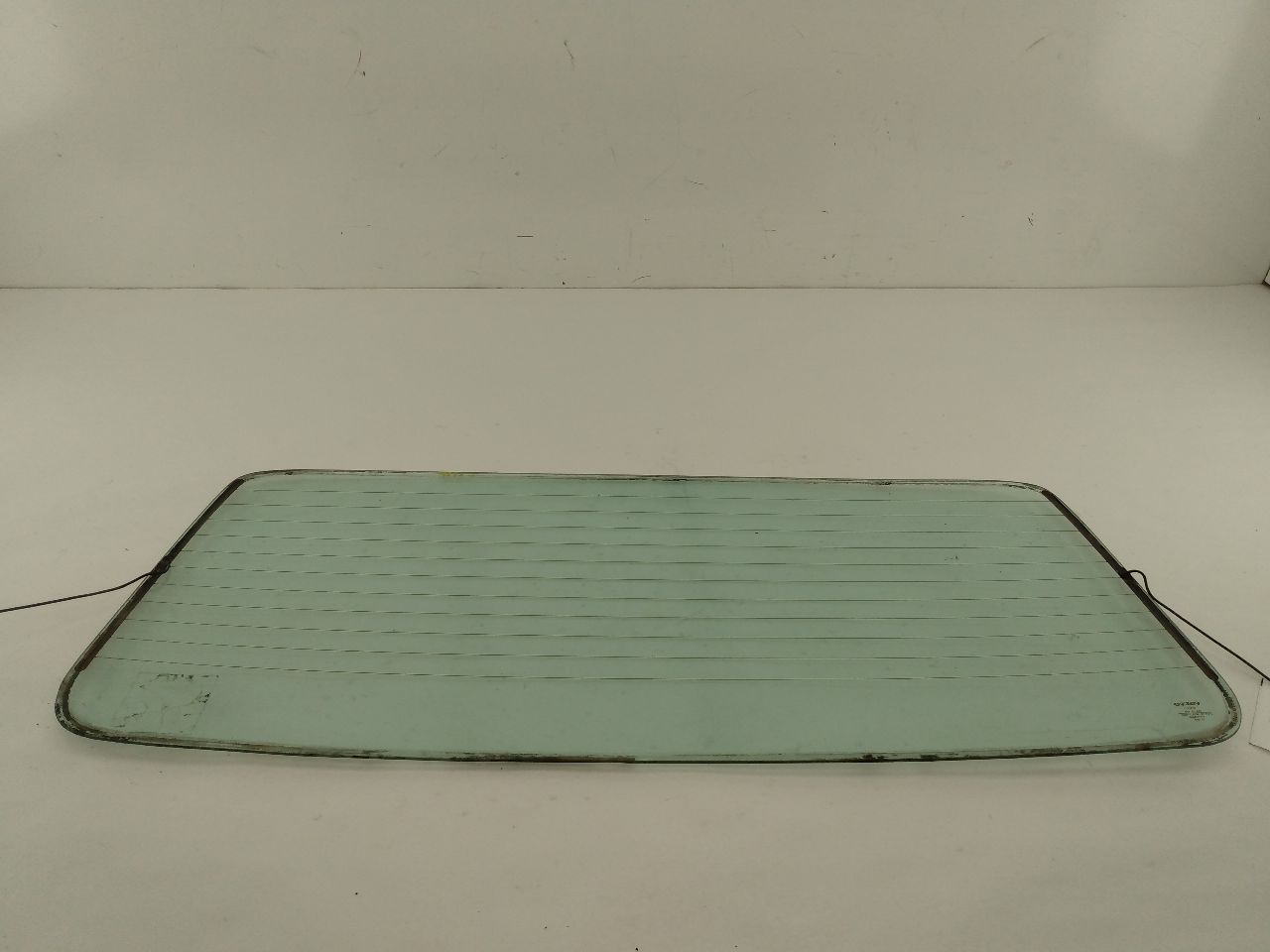 Volvo 245 Back Glass